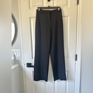 Women's Classic Black Pants in excellent condition